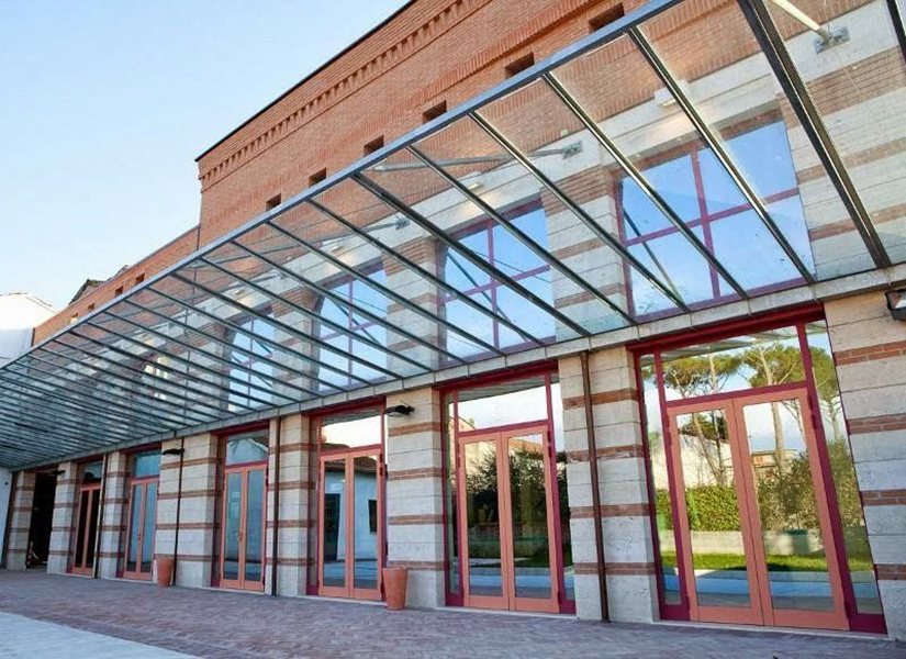 Ingresso del Teatro Il Moderno